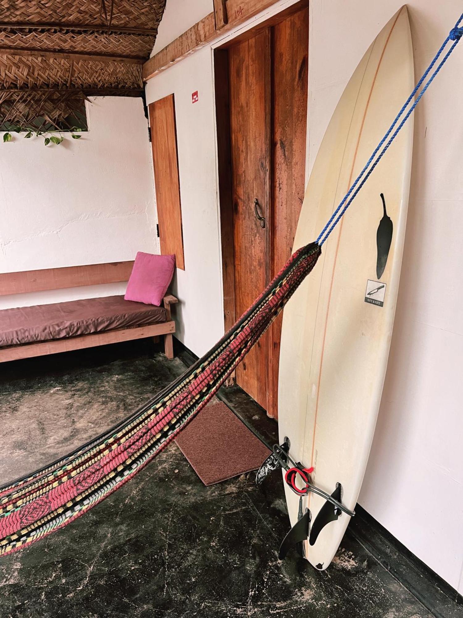 Wave Hunters Hostel Arugam Bay Exterior photo